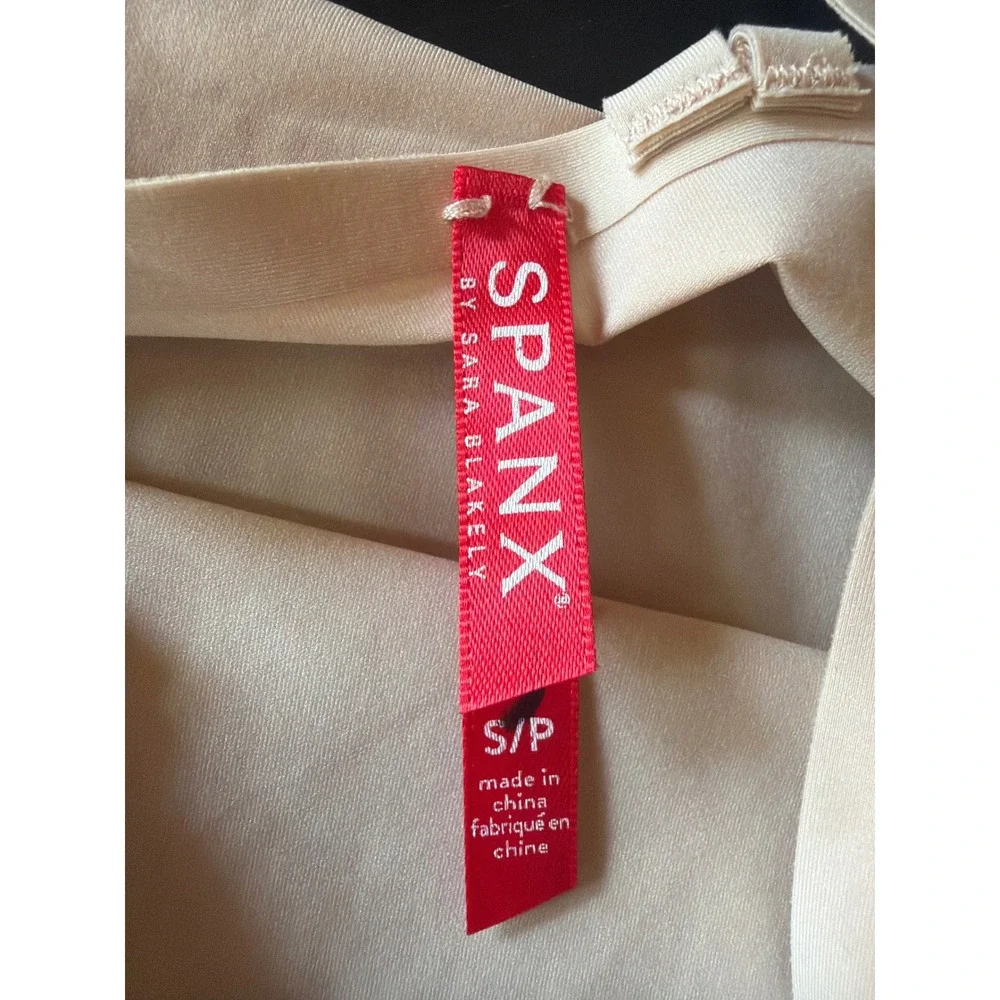 Spanx Full Slip Nude Thinstincts Seamless Shaping Adjustable Straps Small S/P